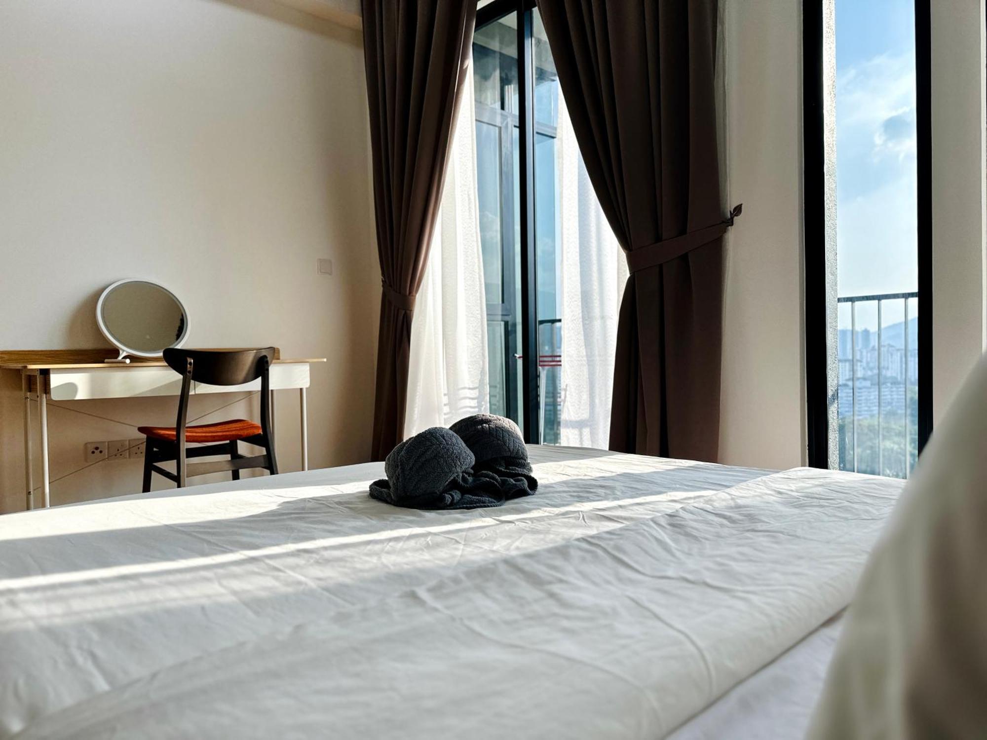 New 2br Warm And Lovely 10pax-无敌美景两房民宿 Beacon Executive Apartment George Town