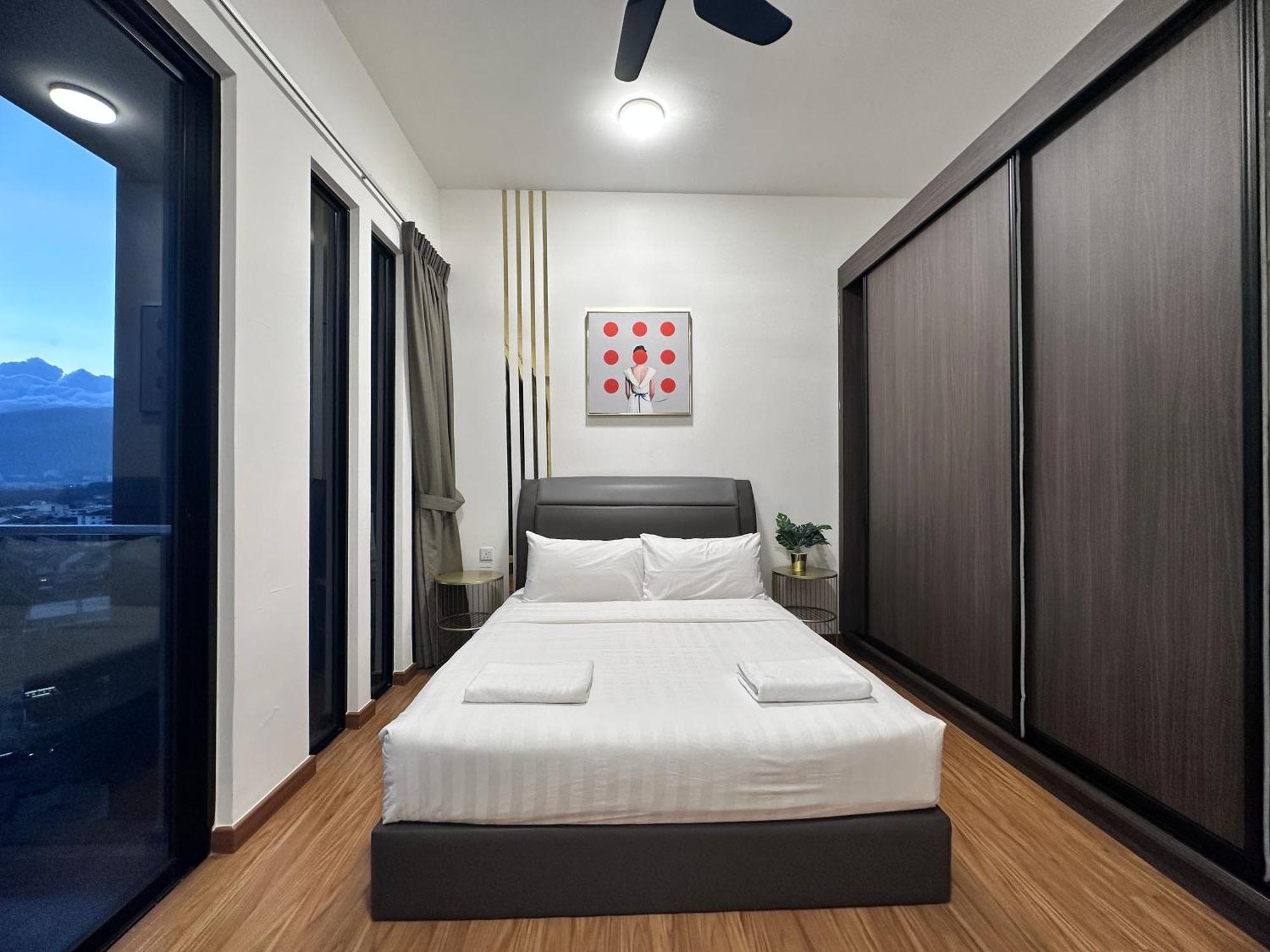 New 2br Warm And Lovely 10pax-无敌美景两房民宿 Beacon Executive Apartment George Town